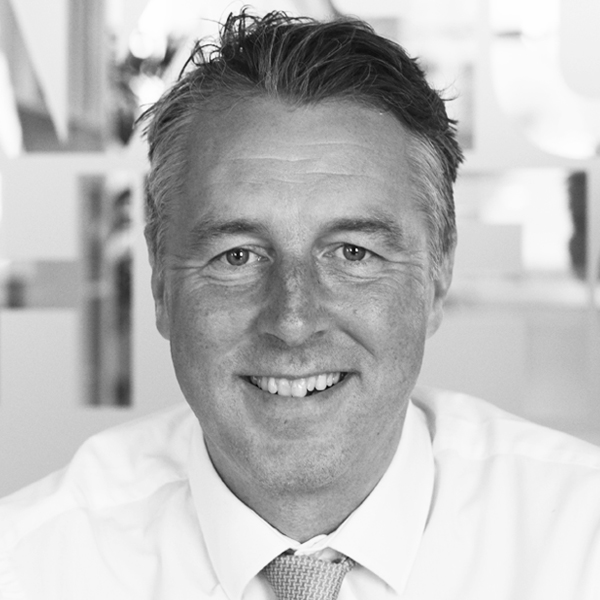 Ben Abbotts has more than 20 years’ experience in PR consultancy specialising in financial services, corporate communications and public affairs/ issues management.